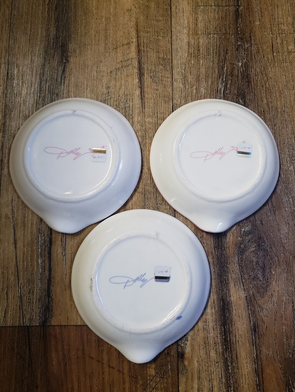 Set Of 3 Dolly Parton Assorted Butterfly Spoon Rests - Picture 2 of 5